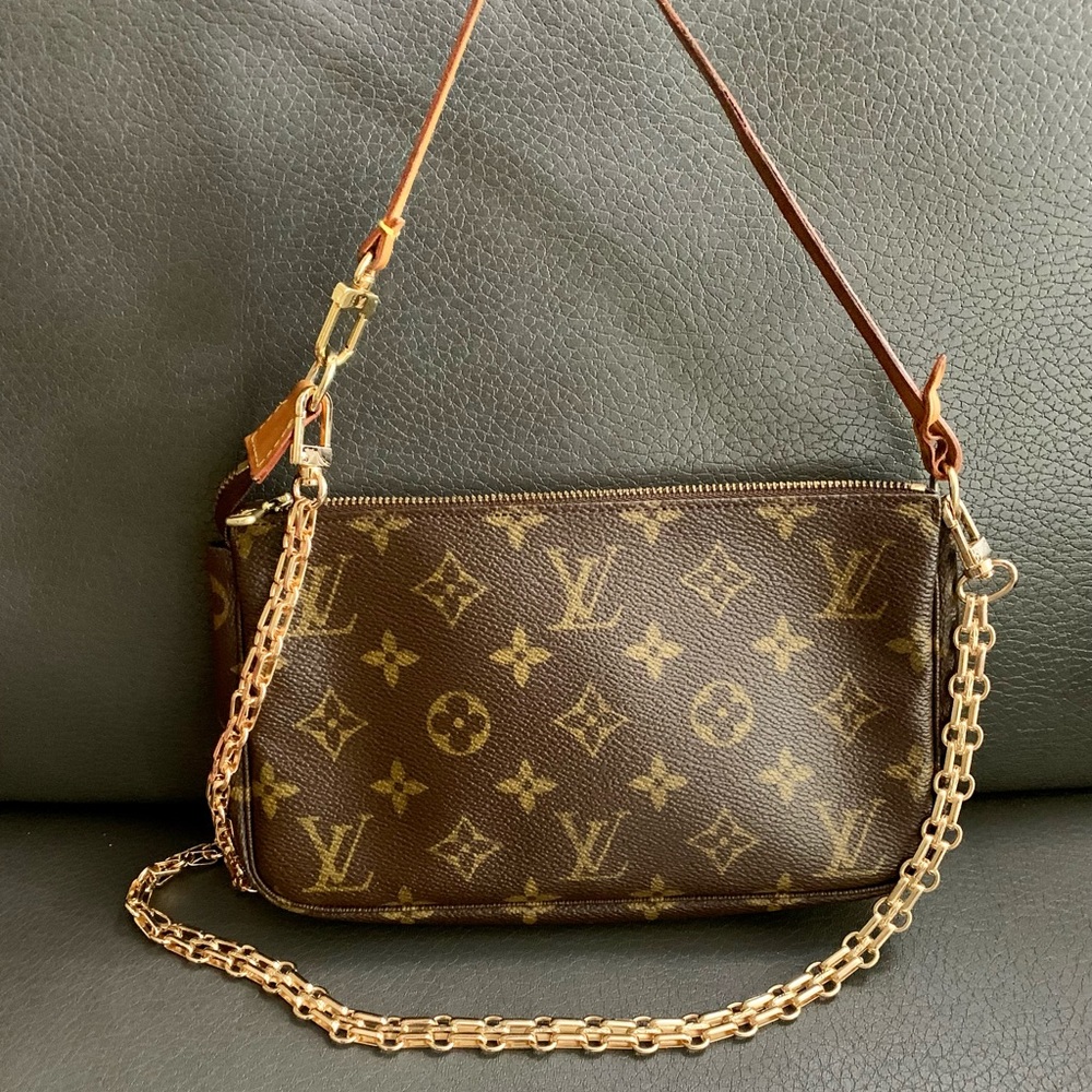 ‼️sold‼️Louis Vuitton Pochette Accessoires